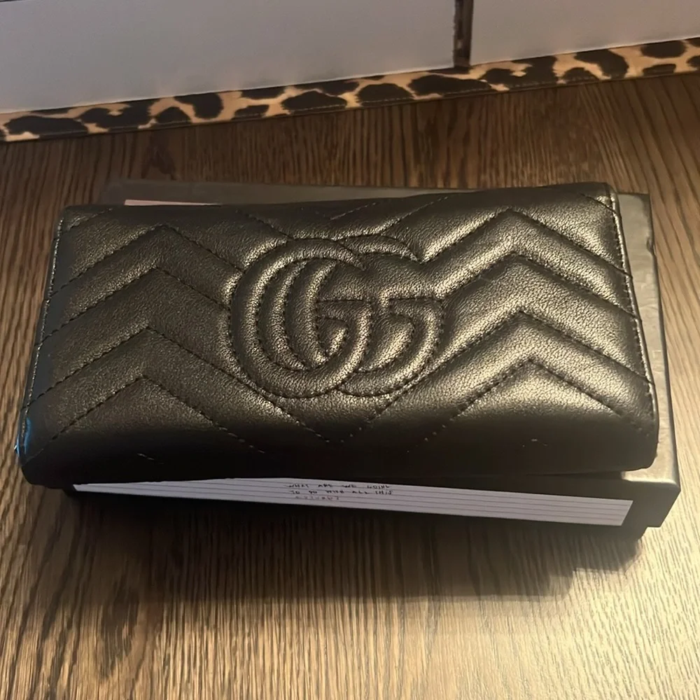 Gucci Bug Wallet - RARE - Picture 4 of 11